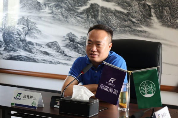 梁总1_副本.jpg 梁总1_副本.jpg